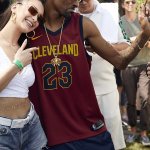 bellahadid__snoopdogg