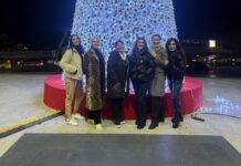 Beşiktaş İle İyiliğe Kanat Aç BJK yılbaşı ağacı