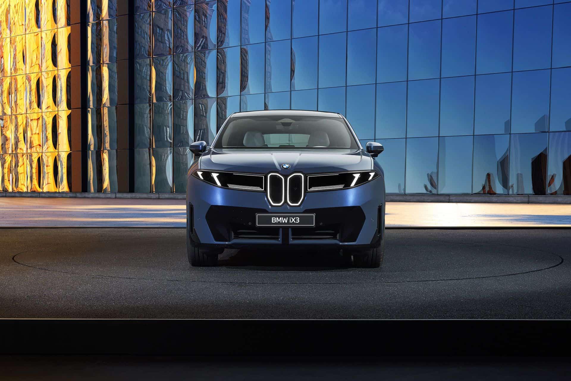BMW iX3_